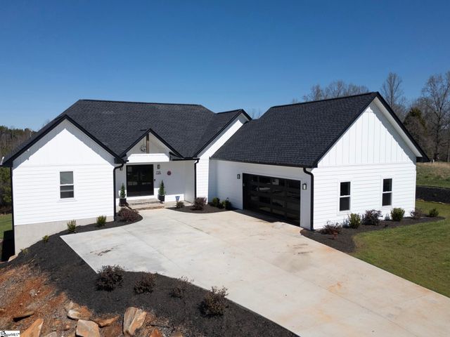 725 Hidden Falls Drive Lot 7 Lot 7 Hidden Falls, West Union, SC 29696