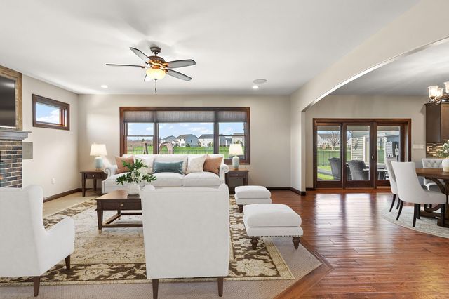 2800 W 133rd Lane, Crown Point, IN 46307