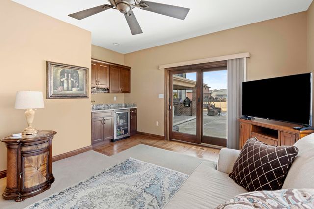2800 W 133rd Lane, Crown Point, IN 46307