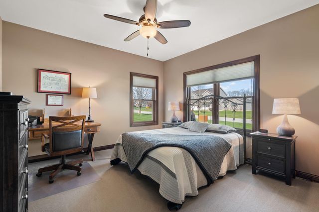 2800 W 133rd Lane, Crown Point, IN 46307
