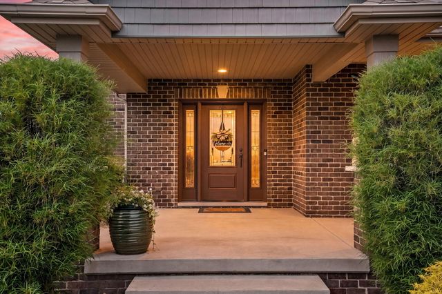 2800 W 133rd Lane, Crown Point, IN 46307