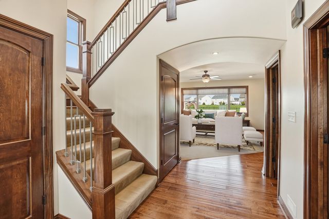 2800 W 133rd Lane, Crown Point, IN 46307