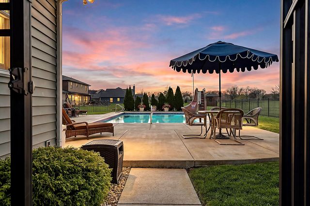 2800 W 133rd Lane, Crown Point, IN 46307