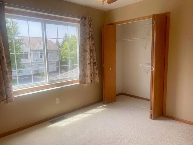 312 Wagon Wheel Lane, Chaska, MN 55318