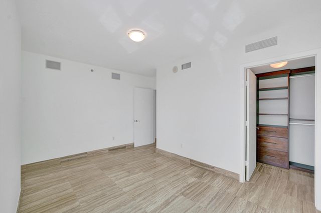 101 S Fort Lauderdale Beach Boulevard 806, Fort Lauderdale, FL 33316