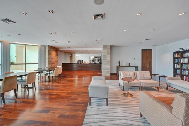 101 S Fort Lauderdale Beach Boulevard 806, Fort Lauderdale, FL 33316