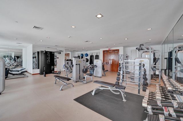 101 S Fort Lauderdale Beach Boulevard 806, Fort Lauderdale, FL 33316