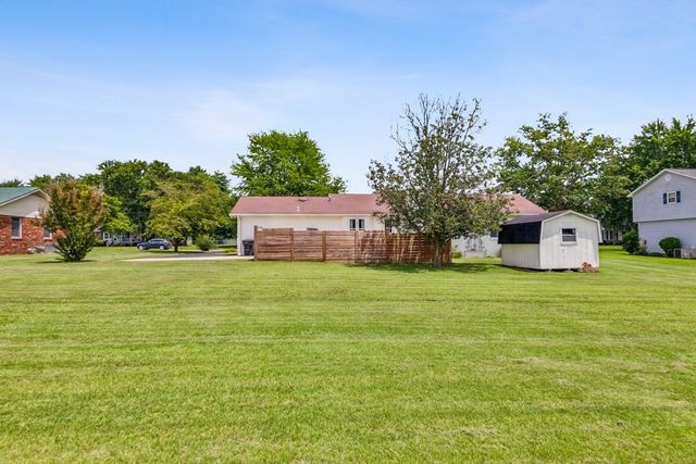 5013 Hays Dr, Columbia, TN 38401