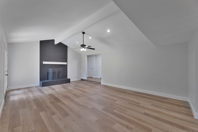 5002 French Wood Drive, Arlington, TX 76016