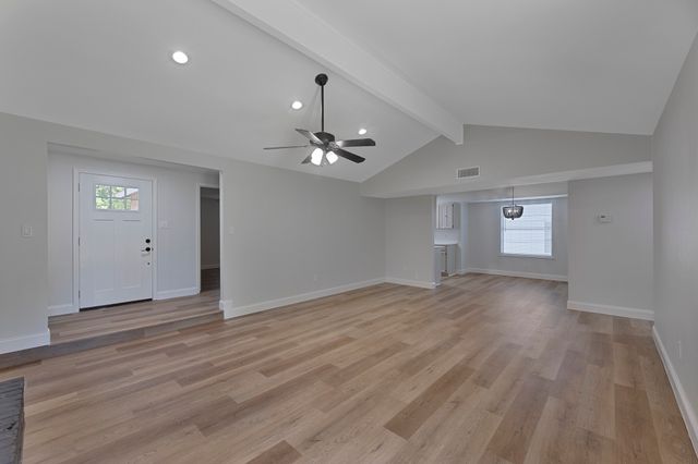 5002 French Wood Drive, Arlington, TX 76016