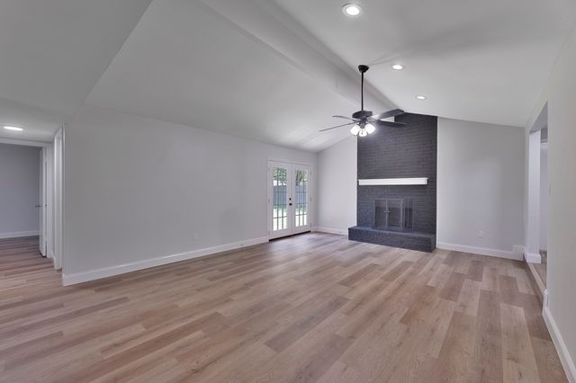 5002 French Wood Drive, Arlington, TX 76016