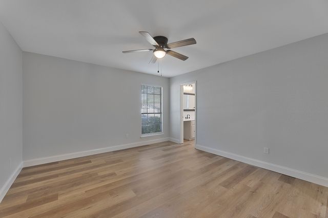 5002 French Wood Drive, Arlington, TX 76016