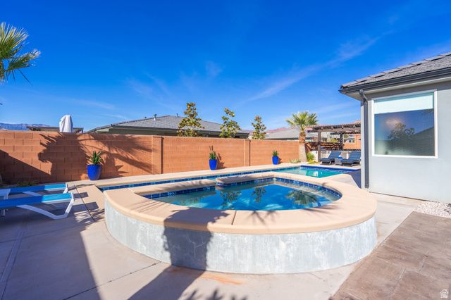 143 N APEX LN, Ivins, UT 84738