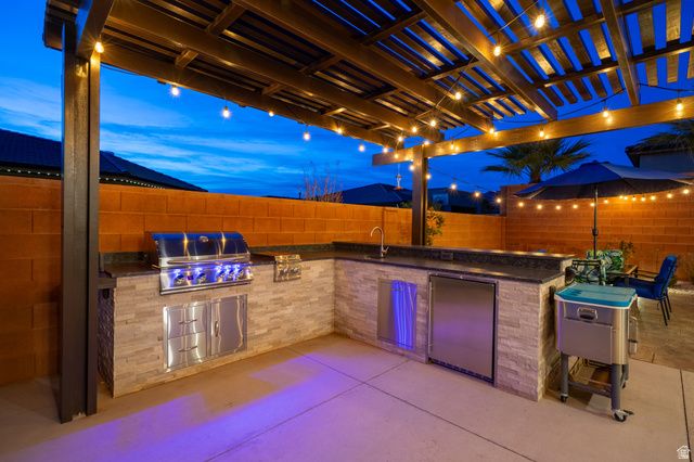 143 N APEX LN, Ivins, UT 84738