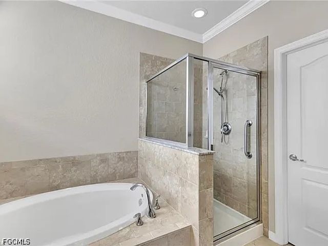 13092 Silver Thorn LOOP, North Fort Myers, FL 33903