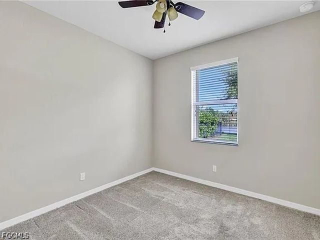 13092 Silver Thorn LOOP, North Fort Myers, FL 33903