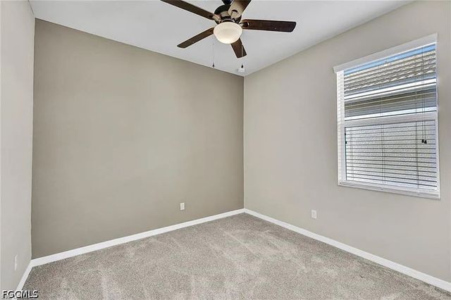 13092 Silver Thorn LOOP, North Fort Myers, FL 33903