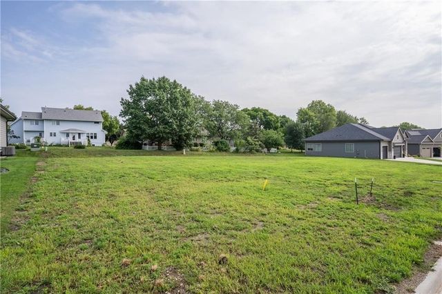 2125 14th Street SW, Altoona, IA 50009