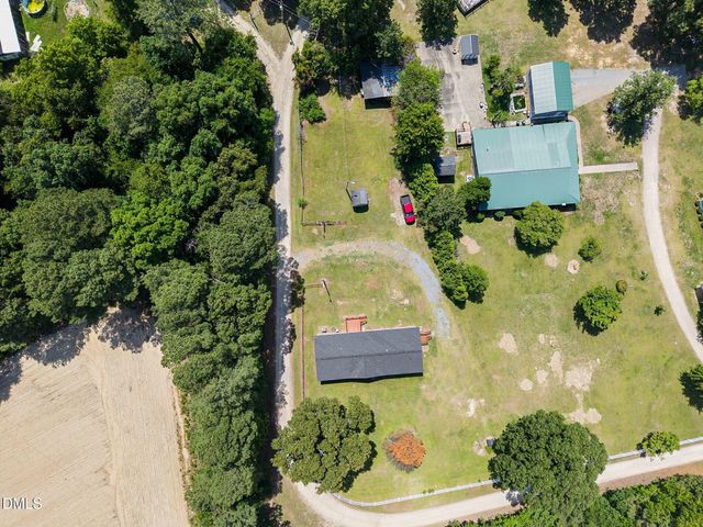 694 John Lee Road, Dunn, NC 28334