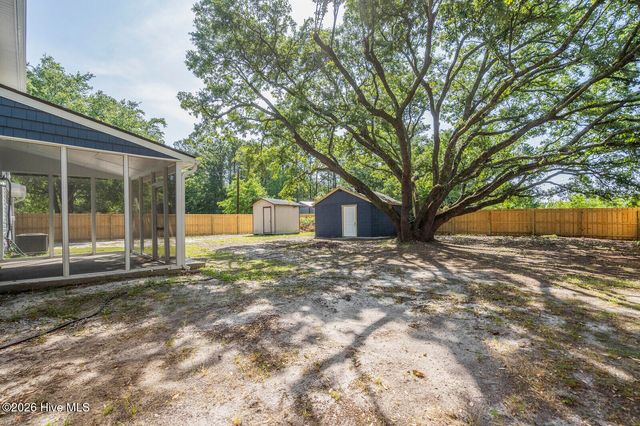 125 W B And S Road, Leland, NC 28451