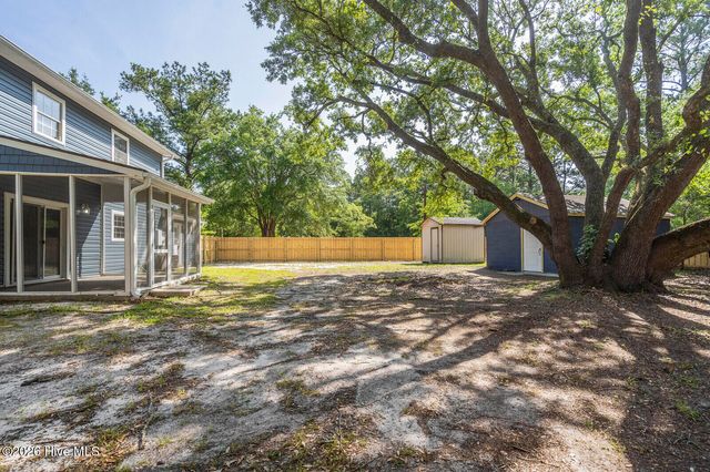 125 W B And S Road, Leland, NC 28451