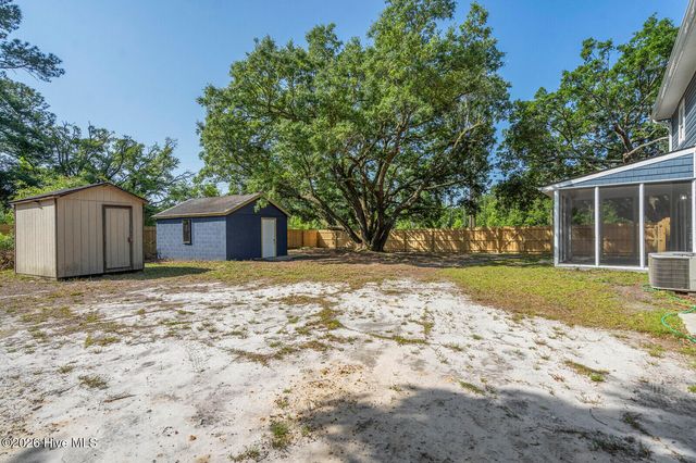 125 W B And S Road, Leland, NC 28451