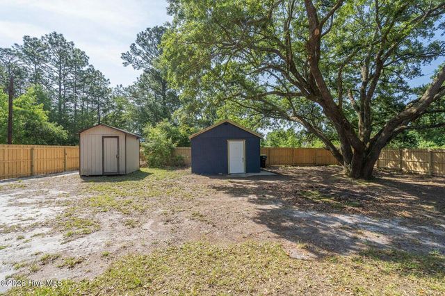125 W B And S Road, Leland, NC 28451