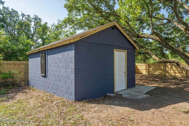 125 W B And S Road, Leland, NC 28451