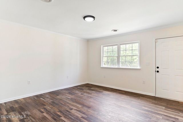 125 W B And S Road, Leland, NC 28451