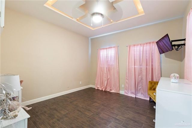 442 Eagle Mountain Drive, Rio Grande City, TX 78582