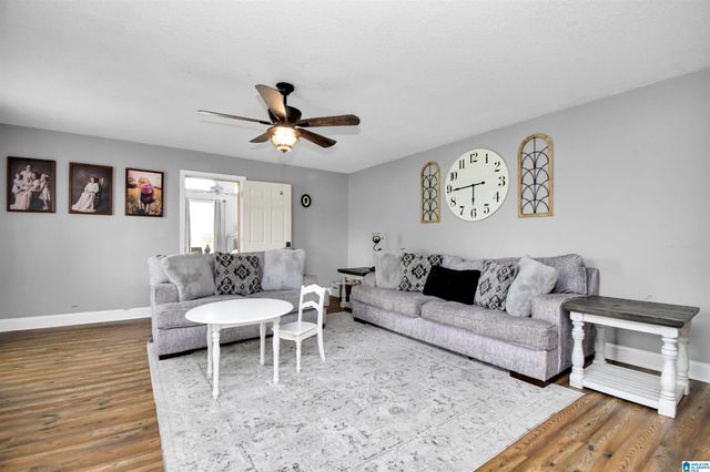 6062 COUNTY ROAD 50, Jemison, AL 35085