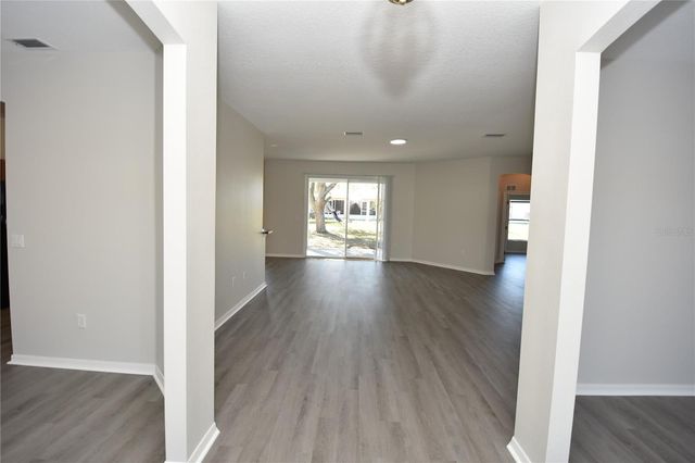 4 LYNN PLACE, Palm Coast, FL 32137