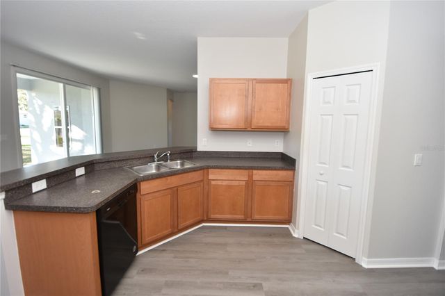 4 LYNN PLACE, Palm Coast, FL 32137