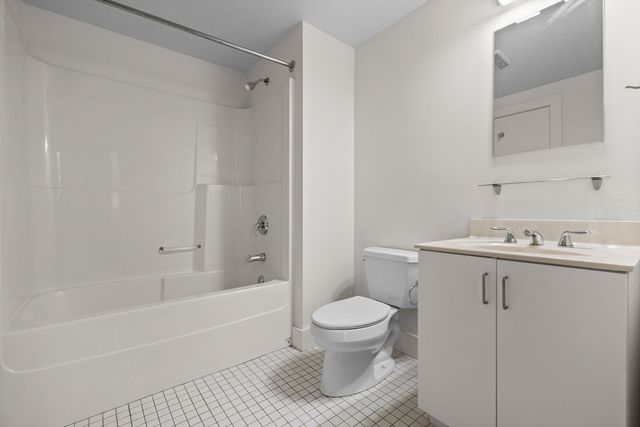 589 Essex St 303, Lynn, MA 01901