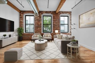 589 Essex St 303, Lynn, MA 01901