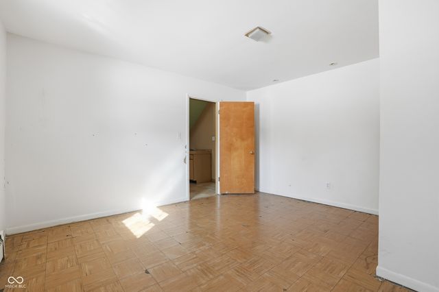 7705 N Whittier Place, Indianapolis, IN 46250