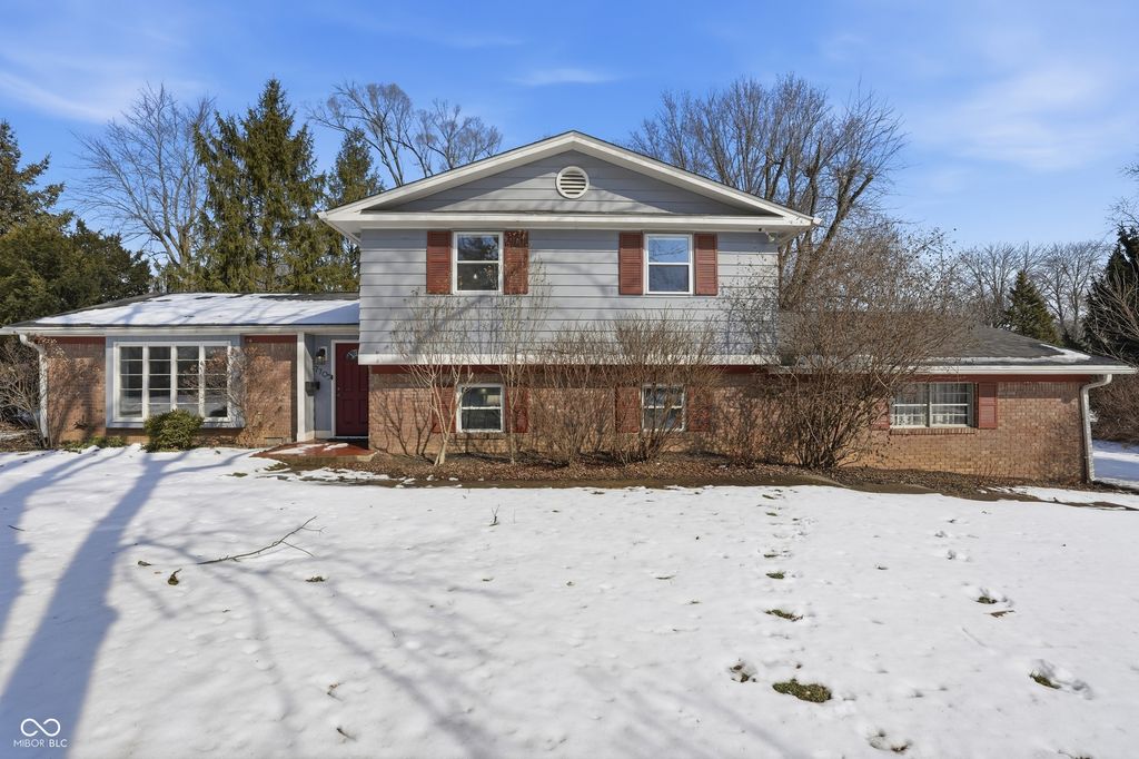 7705 N Whittier Place, Indianapolis, IN 46250