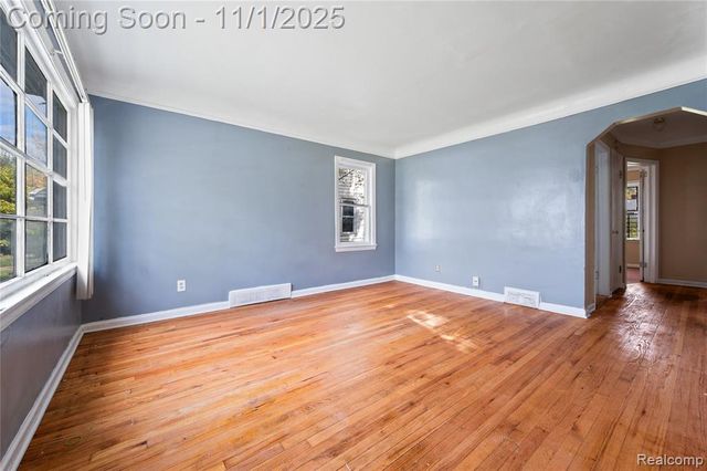 8674 Pierson Street, Detroit, MI 48228