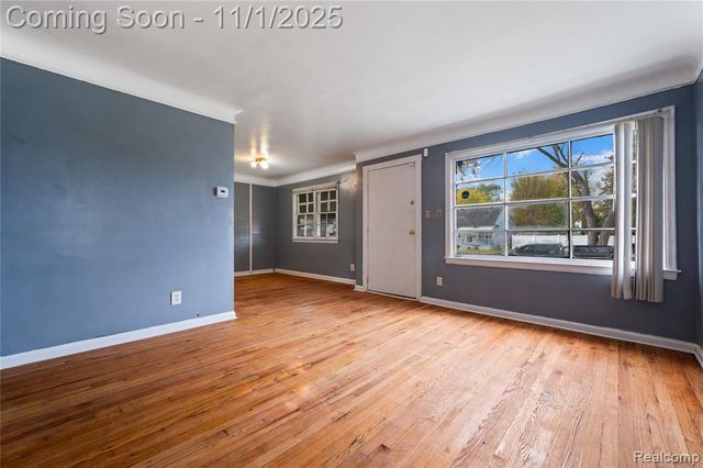 8674 Pierson Street, Detroit, MI 48228