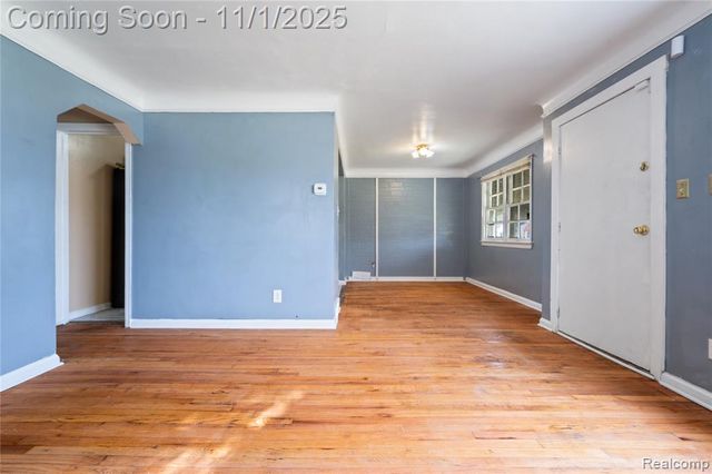 8674 Pierson Street, Detroit, MI 48228