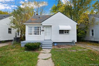 8674 Pierson Street, Detroit, MI 48228
