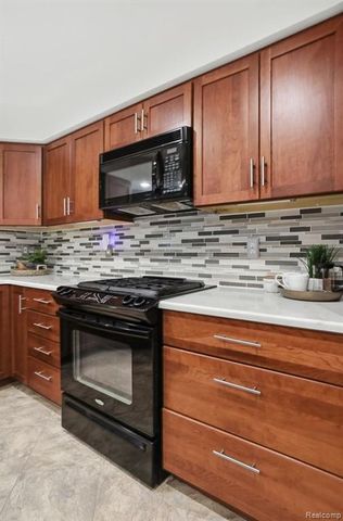 101 Quiet Creek Circle, Chelsea, MI 48118