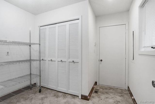 101 Quiet Creek Circle, Chelsea, MI 48118