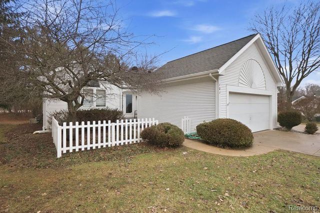 101 Quiet Creek Circle, Chelsea, MI 48118