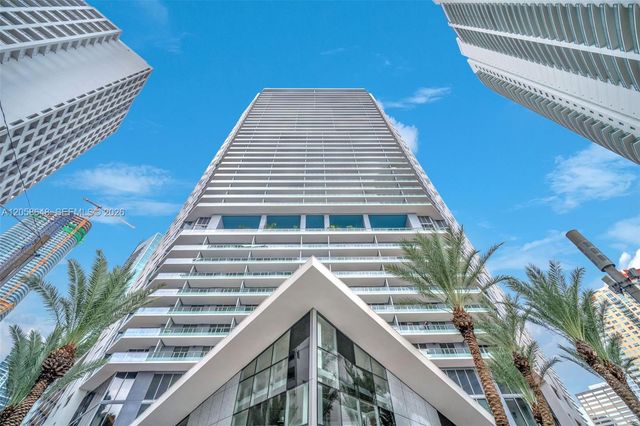 1300 Brickell Bay Drive 2005, Miami, FL 33131