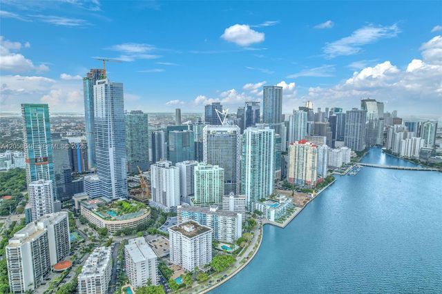 1300 Brickell Bay Drive 2005, Miami, FL 33131