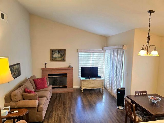 2205 Terracewood Lane, Escondido, CA 92026