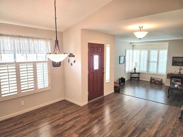 2205 Terracewood Lane, Escondido, CA 92026