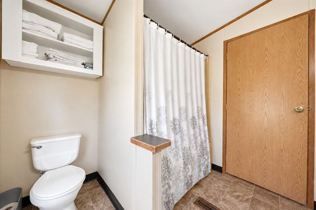 20 Center Court, Epping, NH 03042