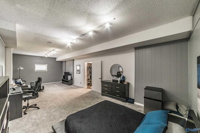 1424 Governors Drive SE, Huntsville, AL 35801